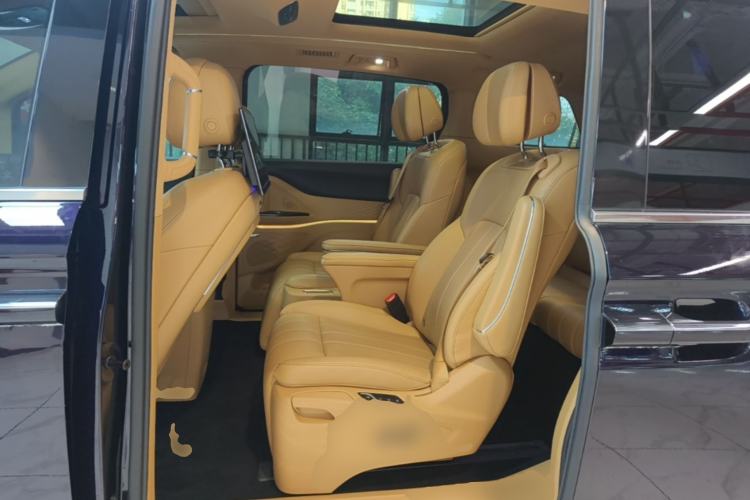 Used VOYAH Dream 2022 0-Emission Version Plus Intelligent Driving Package 475 km Left Rear Seat