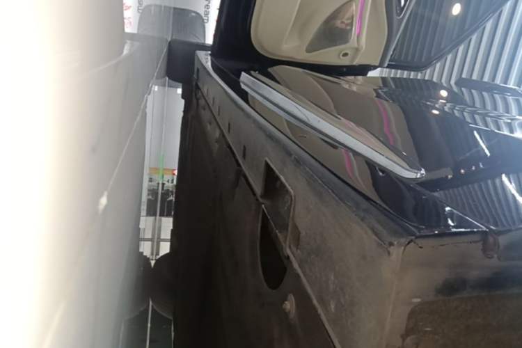 Used VOYAH Dream 2022 Low-Carbon Edition Dream+ Smart Enjoyment Package Left Side Sill