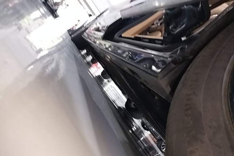 Used VOYAH Dream 2022 Low-Carbon Edition Dream+ Smart Enjoyment Package Left Side Sill