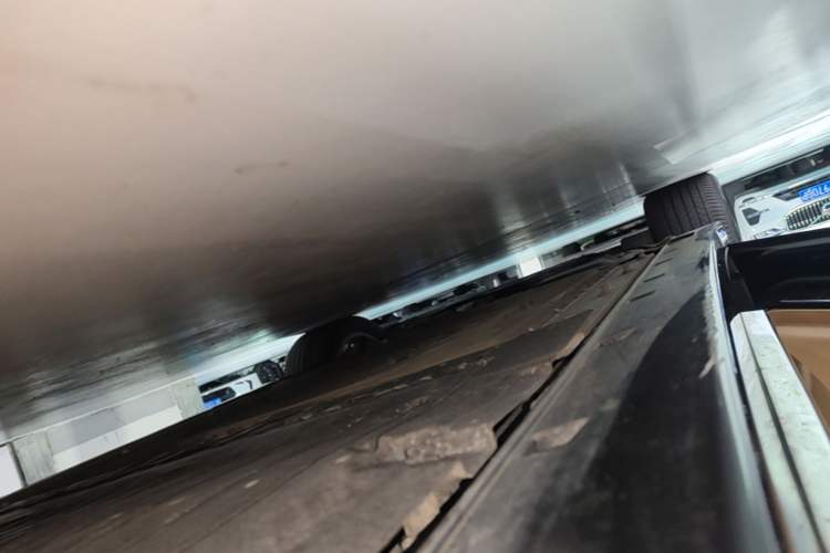 Used VOYAH Dream 2022 Low-Carbon Edition Dream+ Smart Enjoyment Package Left Side Sill