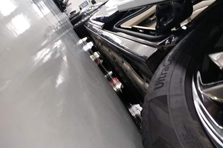 Used VOYAH Dream 2022 Low-Carbon Edition Dream+ Smart Enjoyment Package Left Side Sill