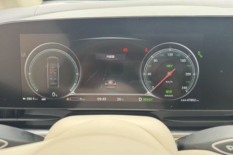 Used VOYAH Dream 2022 Low-Carbon Edition Dream+ Smart Enjoyment Package Odometer Close Up