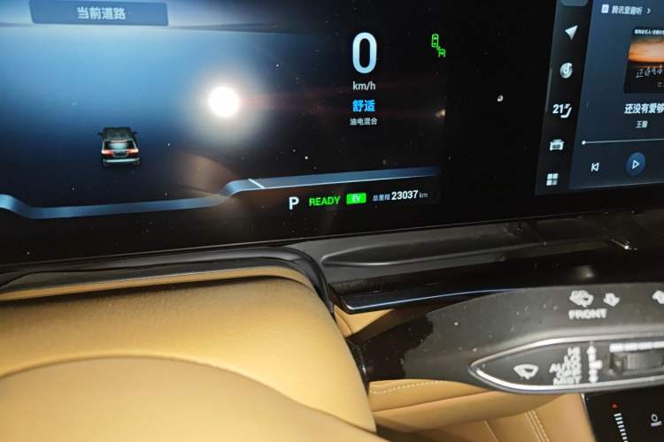 Used VOYAH Dream 2022 Low-Carbon Edition Dream+ Smart Enjoyment Package Odometer Close Up