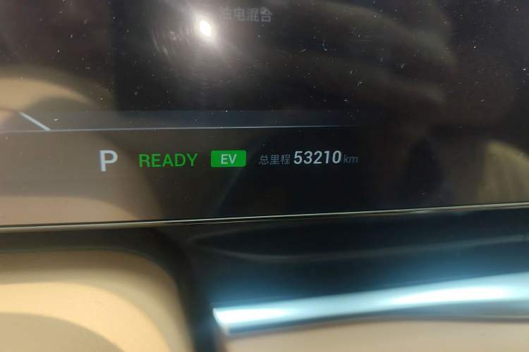 Used VOYAH Dream 2022 Low-Carbon Edition Dream+ Smart Enjoyment Package Odometer Close Up