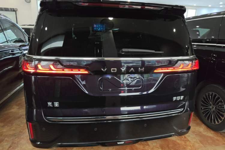 Used VOYAH Dream 2022 Zero-Carbon Edition Plus Intelligent Driving & Range Package—605 km Rear