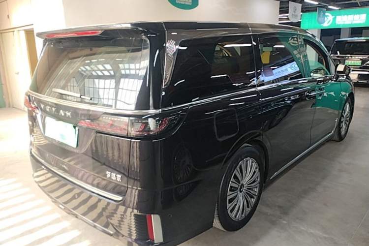 Used VOYAH Dream 2022 0-Carbon Edition Dream+ Smart Enjoyment Package 475 km Rear Right 45 Deg