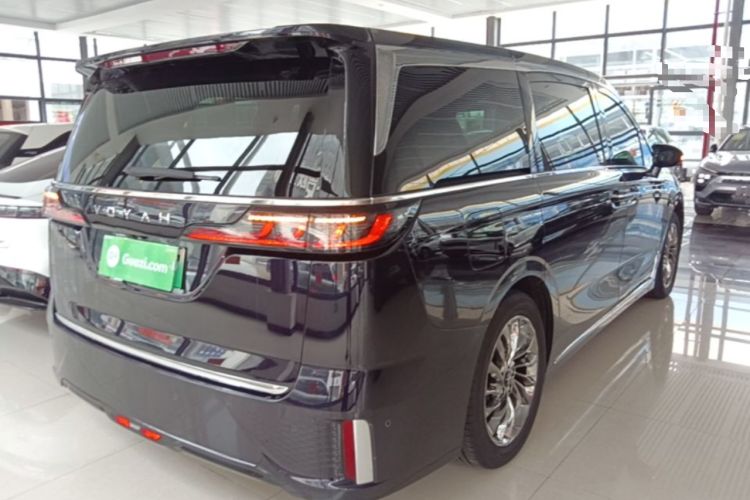 Used VOYAH Dream 2022 Low-Carbon Edition Dream+ Smart Enjoyment Package Rear Right 45 Deg