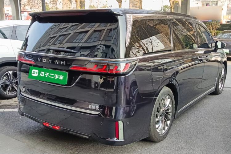 Used VOYAH Dream 2022 Low-Carbon Edition Dream+ Smart Enjoyment Package Rear Right 45 Deg