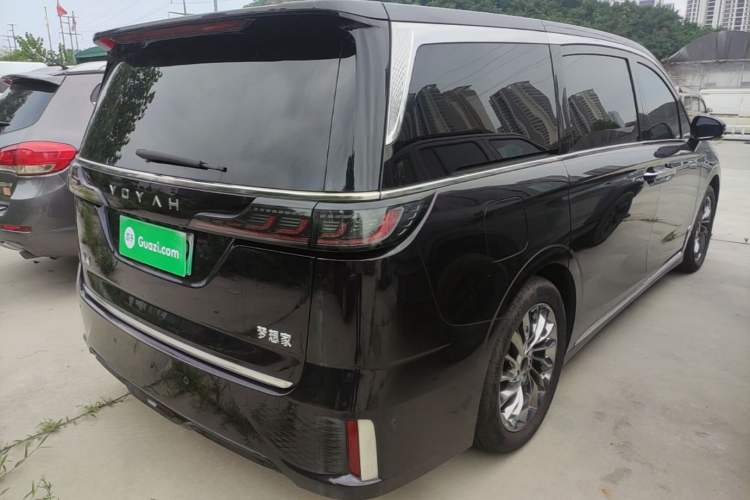 Used VOYAH Dream 2022 Low-Carbon Edition Dream+ Smart Enjoyment Package Rear Right 45 Deg