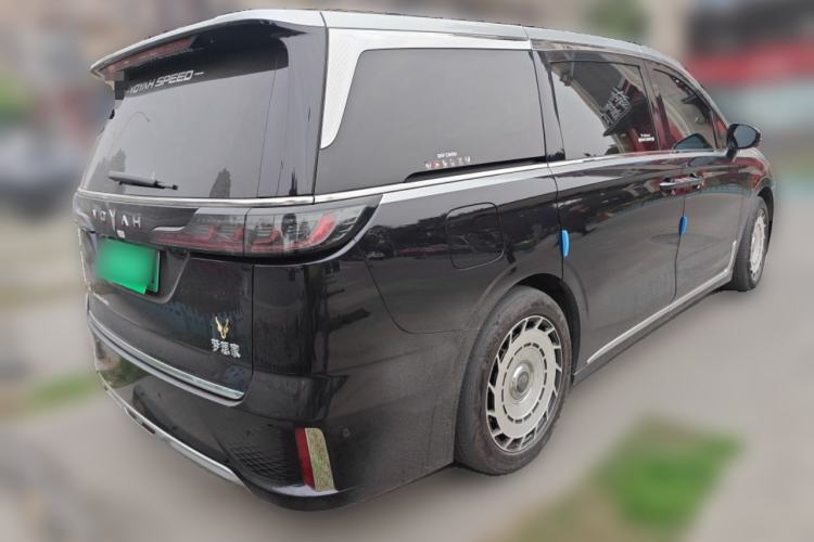 Used VOYAH Dream 2022 0-Emission Edition Dream+ Smart Range Package – 605 km Rear Right 45 Deg