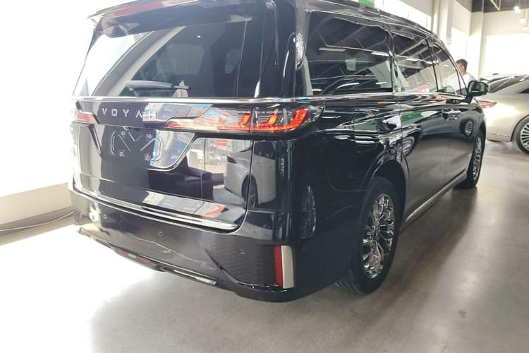 Used VOYAH Dream 2022 Low-Carbon Edition Dream+ Smart Enjoyment Package Rear Right 45 Deg
