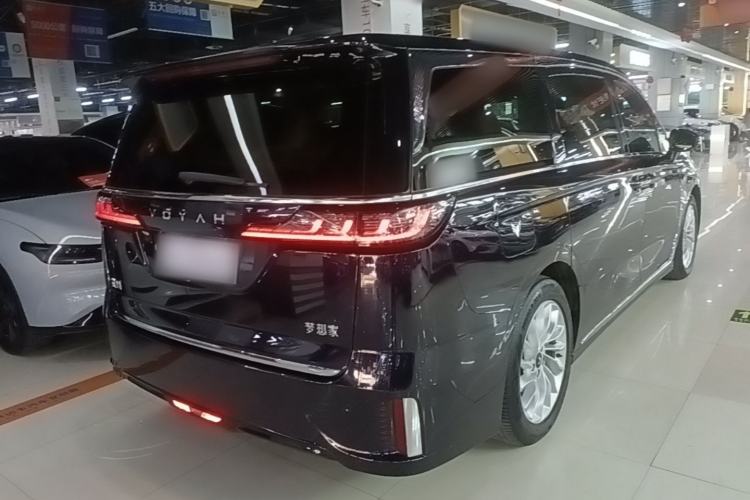 Used VOYAH Dream 2022 Low-Carbon Edition Dream+ Smart Enjoyment Package Rear Right 45 Deg