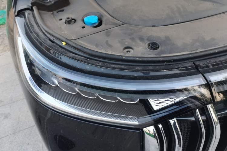 Used VOYAH Dream 2022 Low-Carbon Edition Home Right Front Headlight