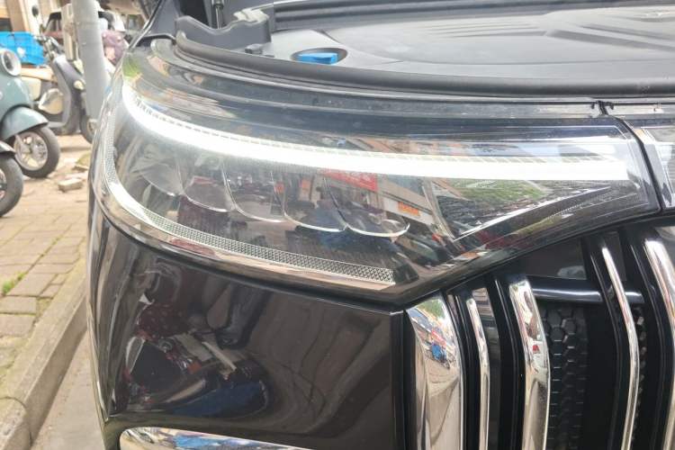 Used VOYAH Dream 2022 Low-Carbon Edition Dream+ Smart Enjoyment Package Right Front Headlight