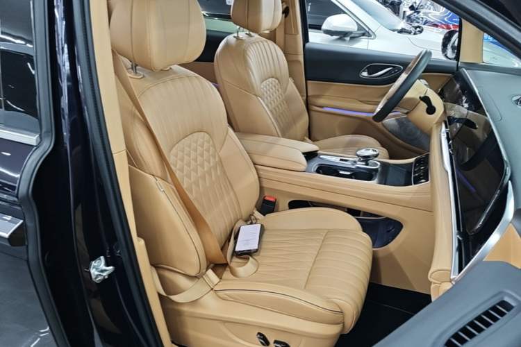 Used VOYAH Dream 2022 Low-Carbon Edition Dream+ Smart Enjoyment Package Right Front Seat