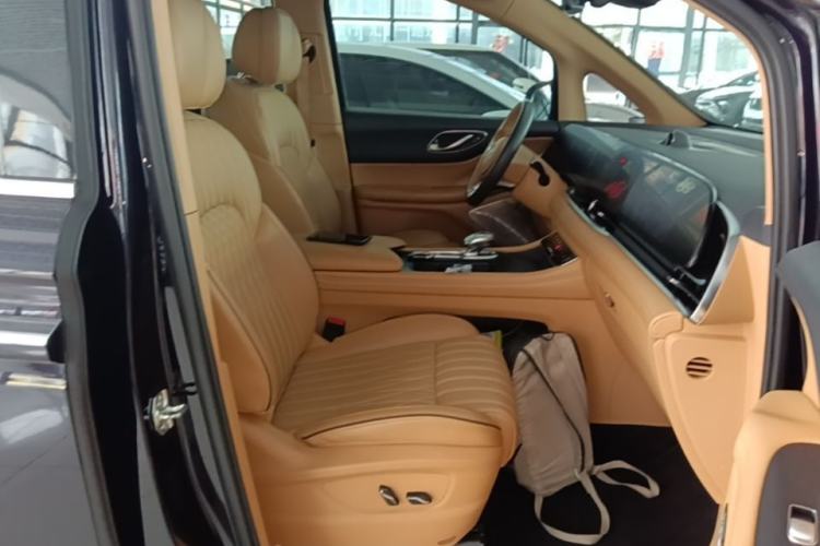Used VOYAH Dream 2022 Low-Carbon Edition Dream+ Smart Enjoyment Package Right Front Seat