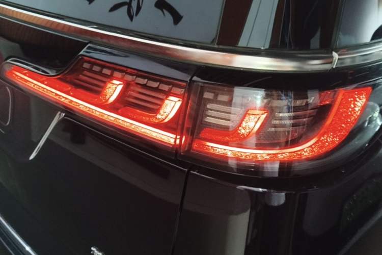 Used VOYAH Dream 2022 Low-Carbon Edition Home Right Rear Taillight