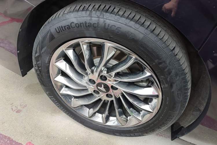 Used VOYAH Dream 2022 Low-Carbon Edition Dream+ Smart Enjoyment Package Right Rear Wheel Hub