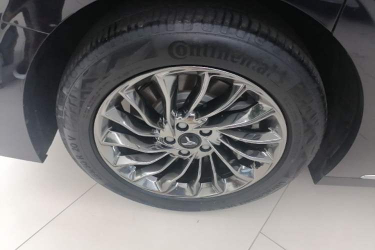 Used VOYAH Dream 2022 Low-Carbon Edition Dream+ Smart Enjoyment Package Right Rear Wheel Hub