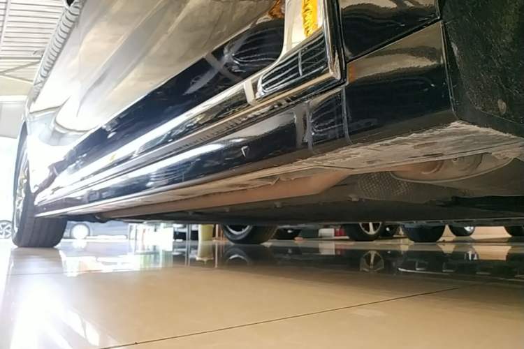 Used VOYAH Dream 2022 Low-Carbon Edition Dream+ Smart Enjoyment Package Right Side Sill