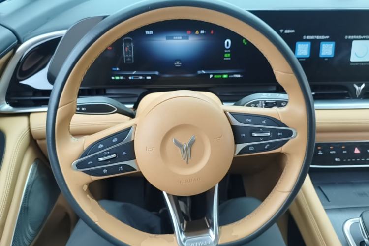 Used VOYAH Dream 2022 Low-Carbon Edition Dream+ Smart Enjoyment Package Steering Wheel