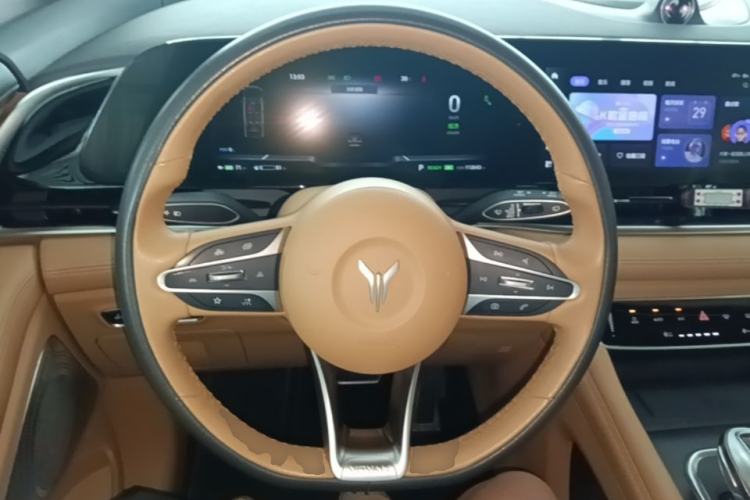 Used VOYAH Dream 2022 Low-Carbon Edition Dream+ Smart Enjoyment Package Steering Wheel