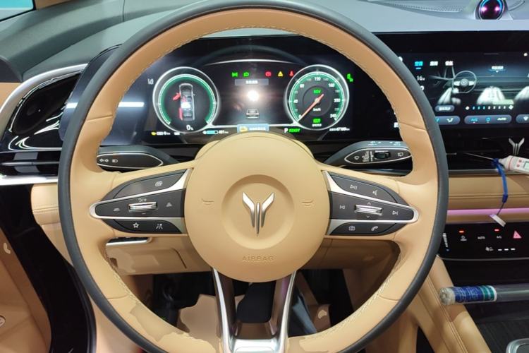 Used VOYAH Dream 2022 Low-Carbon Edition Dream+ Smart Enjoyment Package Steering Wheel