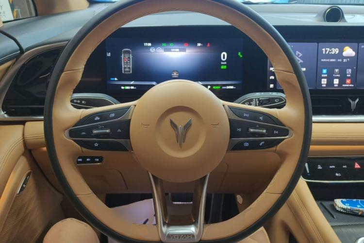 Used VOYAH Dream 2022 0-Emission Version Plus Intelligent Driving Package 475 km Steering Wheel