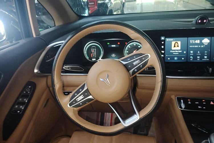 Used VOYAH Dream 2022 0-Emission Version Plus Intelligent Driving Package 475 km Steering Wheel