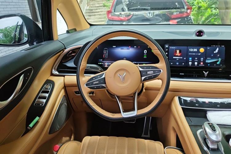 Used VOYAH Dream 2022 Low-Carbon Edition Dream+ Smart Enjoyment Package Steering Wheel