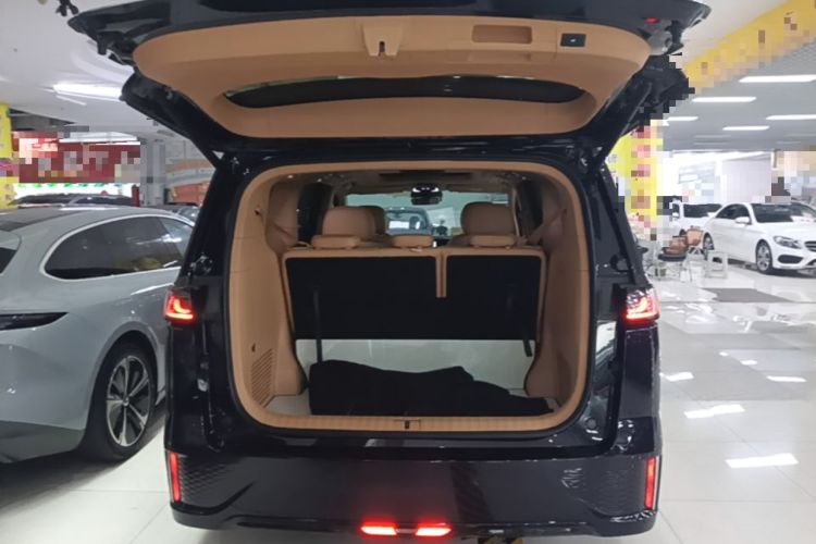 Used VOYAH Dream 2022 0-Emission Edition Dream+ Smart Range Package – 605 km Trunk