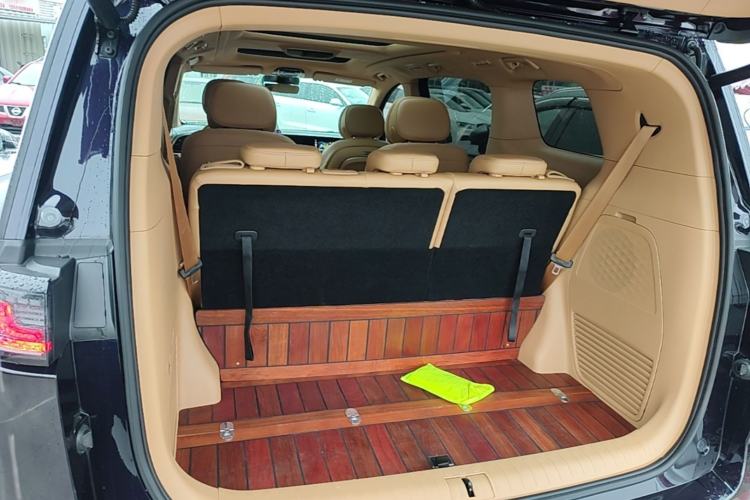 Used VOYAH Dream 2022 Low-Carbon Edition Dream+ Smart Enjoyment Package Trunk