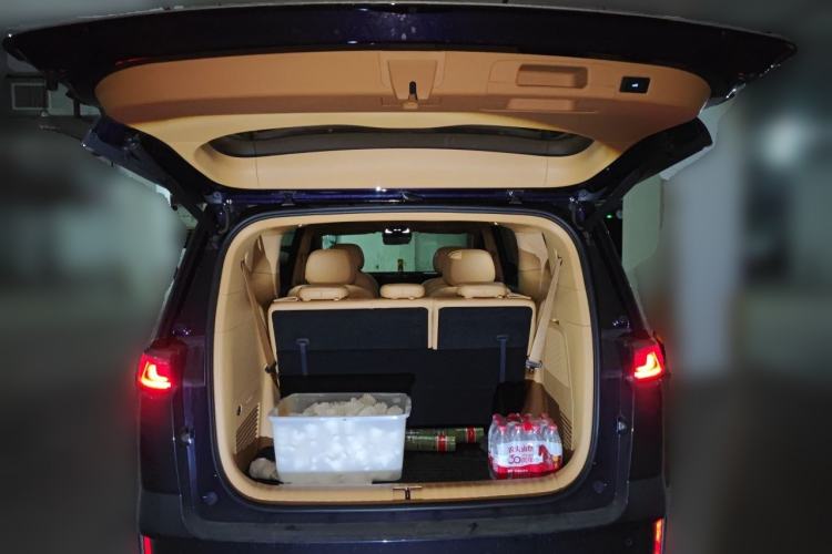 Used VOYAH Dream 2022 Low-Carbon Edition Dream+ Smart Enjoyment Package Trunk