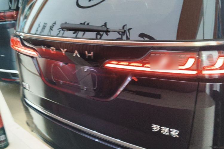 Used VOYAH Dream 2022 Low-Carbon Edition Home Trunk
