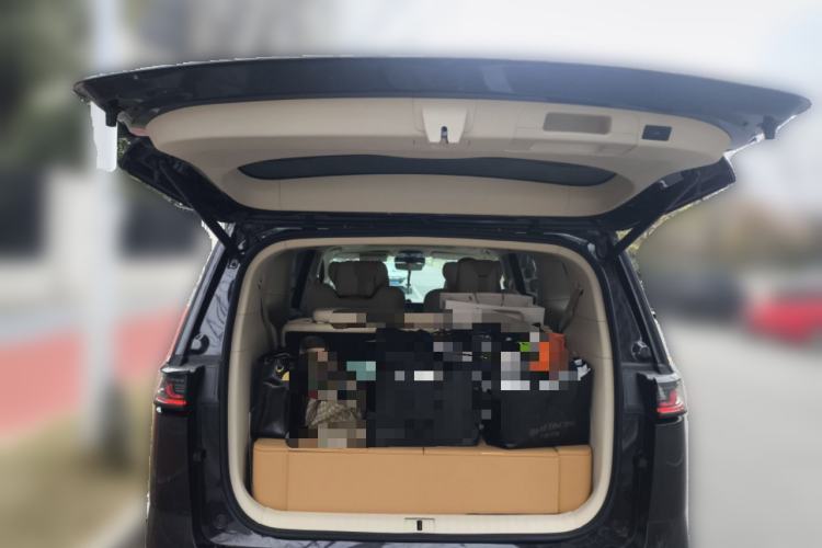 Used VOYAH Dream 2022 Low-Carbon Edition Dream+ Smart Enjoyment Package Trunk