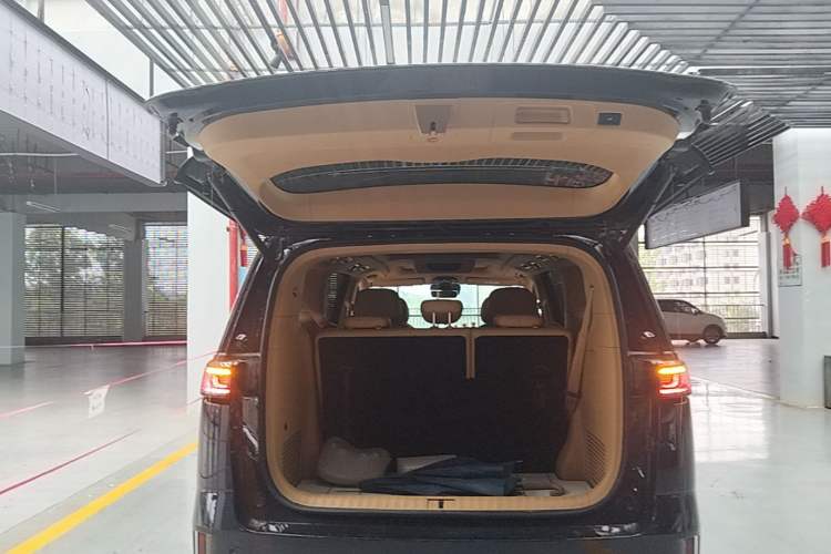 Used VOYAH Dream 2022 Low-Carbon Edition Dream+ Smart Enjoyment Package Trunk