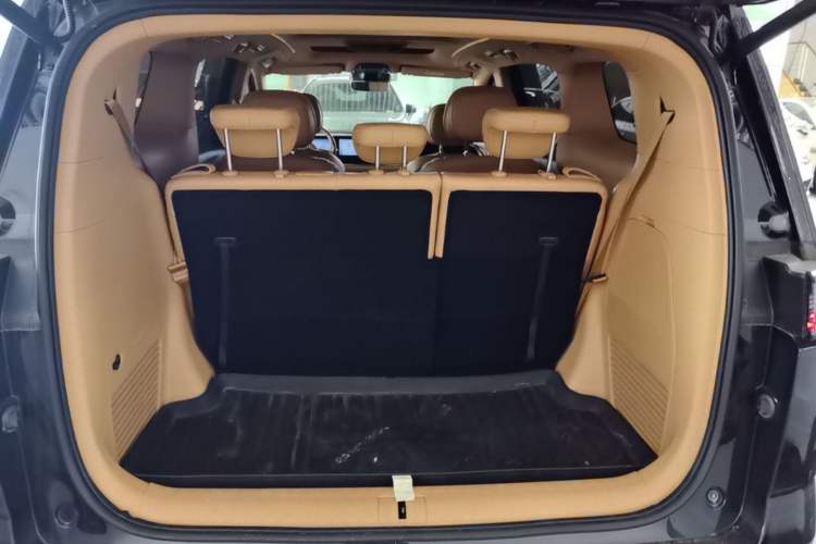 Used VOYAH Dream 2022 Low-Carbon Edition Dream+ Smart Enjoyment Package Trunk