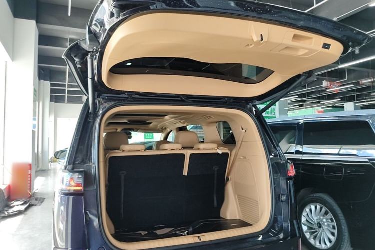 Used VOYAH Dream 2022 Low-Carbon Edition Dream+ Smart Enjoyment Package Trunk