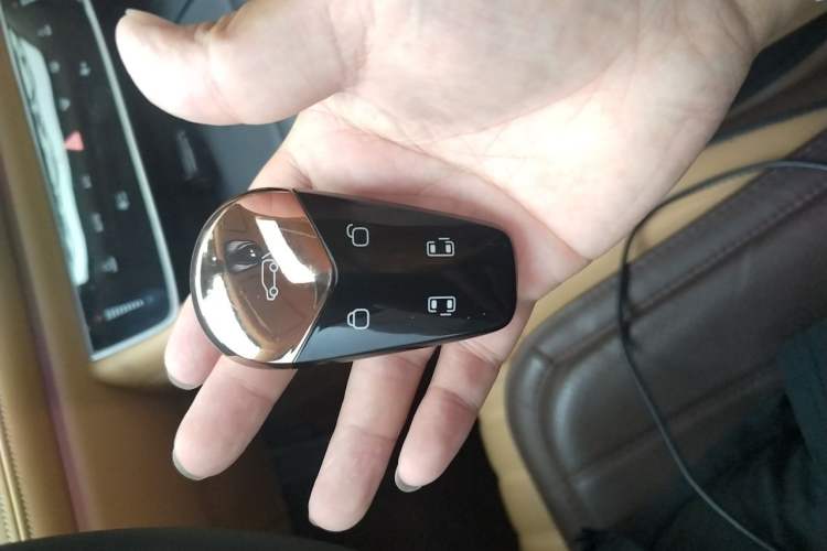 Used VOYAH Dream 2022 Low-Carbon Edition Dream+ Smart Enjoyment Package Vehicle Key