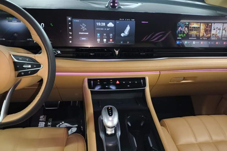 Used VOYAH Dream 2022 Low-Carbon Edition Plus Intelligent Driving Package Audio And AC Panel