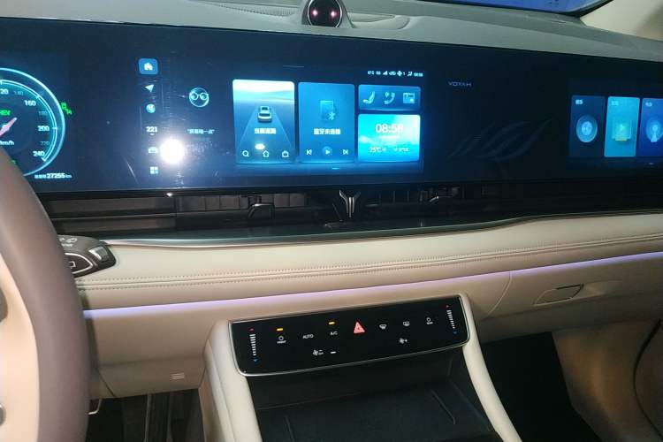 Used VOYAH Dream 2022 Low-Carbon Edition Dream+ Smart Enjoyment Package Audio And AC Panel