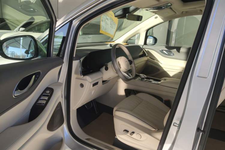 Used VOYAH Dream 2022 Low-Carbon Edition Dream+ Smart Enjoyment Package Driver Seat