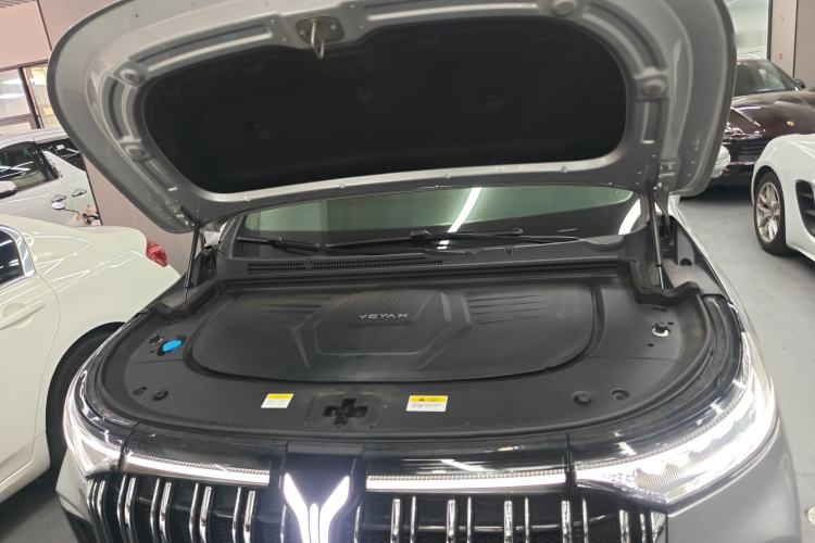 Used VOYAH Dream 2022 Low-Carbon Edition Dream+ Smart Enjoyment Package Engine Bay