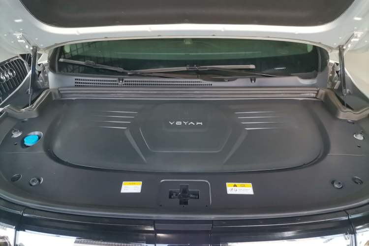 Used VOYAH Dream 2022 Low-Carbon Edition Dream+ Smart Enjoyment Package Engine Bay