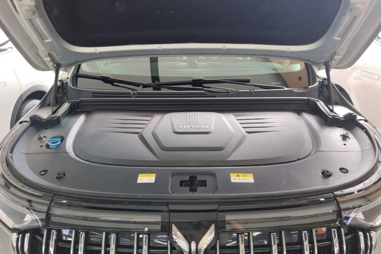 Used VOYAH Dream 2022 Low-Carbon Edition Dream+ Smart Enjoyment Package Engine Bay