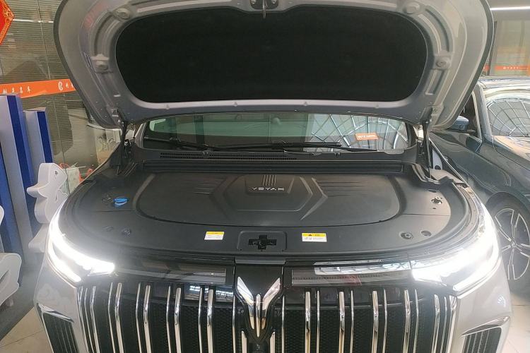 Used VOYAH Dream 2022 Low-Carbon Edition Dream+ Smart Enjoyment Package Engine Bay
