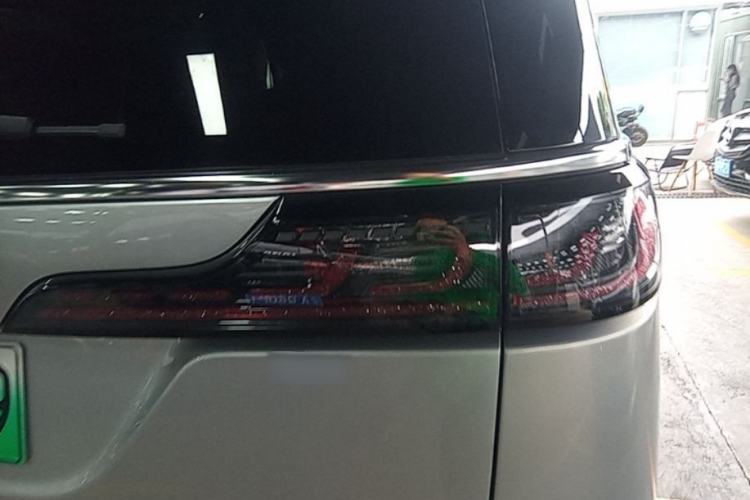Used VOYAH Dream 2022 Low-Carbon Edition Plus Intelligent Driving Package Exterior 3