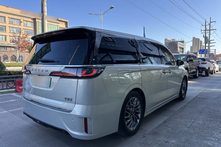 Used VOYAH Dream 2022 Low-Carbon Edition Dream+ Smart Enjoyment Package Exterior 5