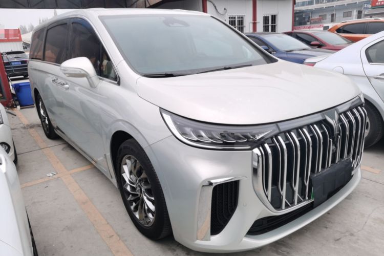 Used VOYAH Dream 2022 Low-Carbon Edition Dream+ Smart Enjoyment Package Front Right 45 Deg