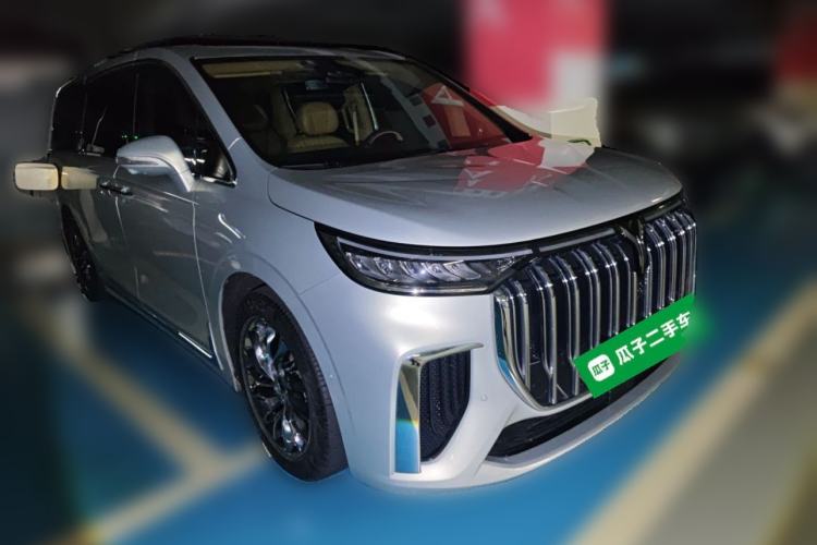 Used VOYAH Dream 2022 Low-Carbon Edition Dream+ Smart Enjoyment Package Front Right 45 Deg
